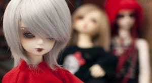 My fiance struggles to find partners in our open relationship