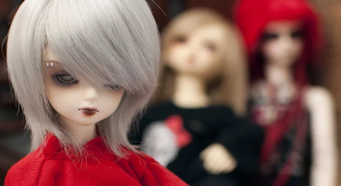 My fiancé struggles to find partners in our open relationship